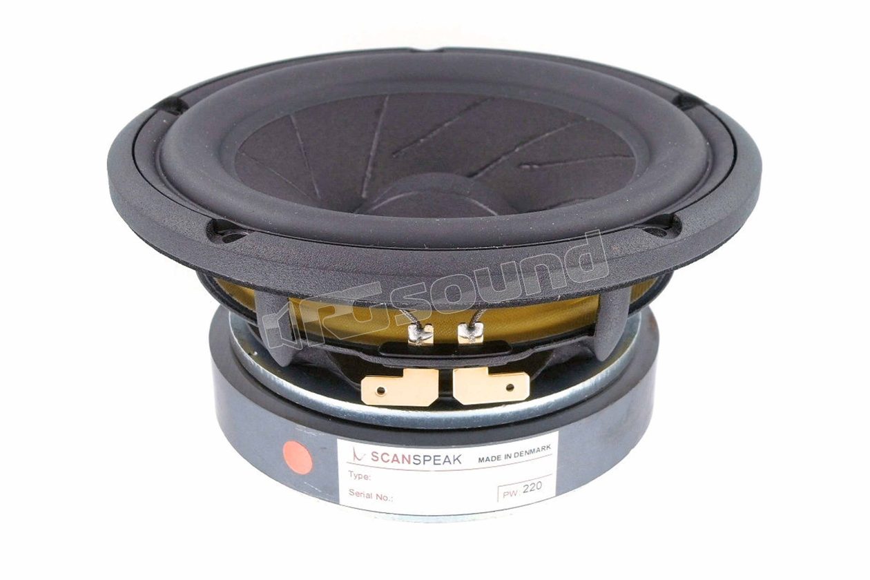 15M/8631K00 coppia midrange 15cm dal cono intagliato, impedenza 8 Ohm Scan Speak