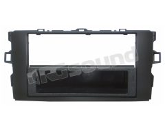 03416 Toyota Auris Phonocar