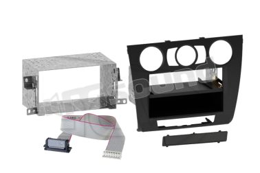 63303140 381023-07-1 BMW Serie 1 Connection Integrated Solution