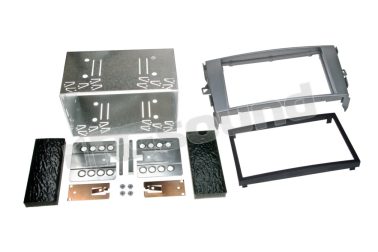 381300-13 Toyota Auris Pioneer