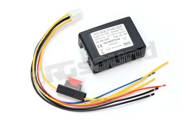 KPX-C0002 stabilizzatore di tensione evita lo spegnimento del monitor durante l'avvio dell'auto Alpine