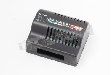 SC15-240 Sun Control regolatore di carica moduli fotovoltaici NDS DOMETIC