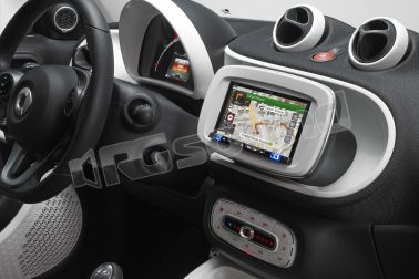 KIT-SMART-W997D-WHITE kit e monitor INE-W997D per SMART ForTwo e FouFour (finitura bianca) Alpine