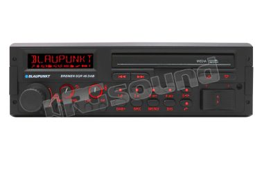 BREMEN SQR 46 DAB sorgente top di gamma Blaupunkt con telecomando IR e estetica vintage per auto d'epoca Blaupunkt