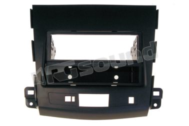 mascherina per: Peugeot 4007 - Citroen C Crosser 07 - Mitsubishi Outlander 07  RG Sound